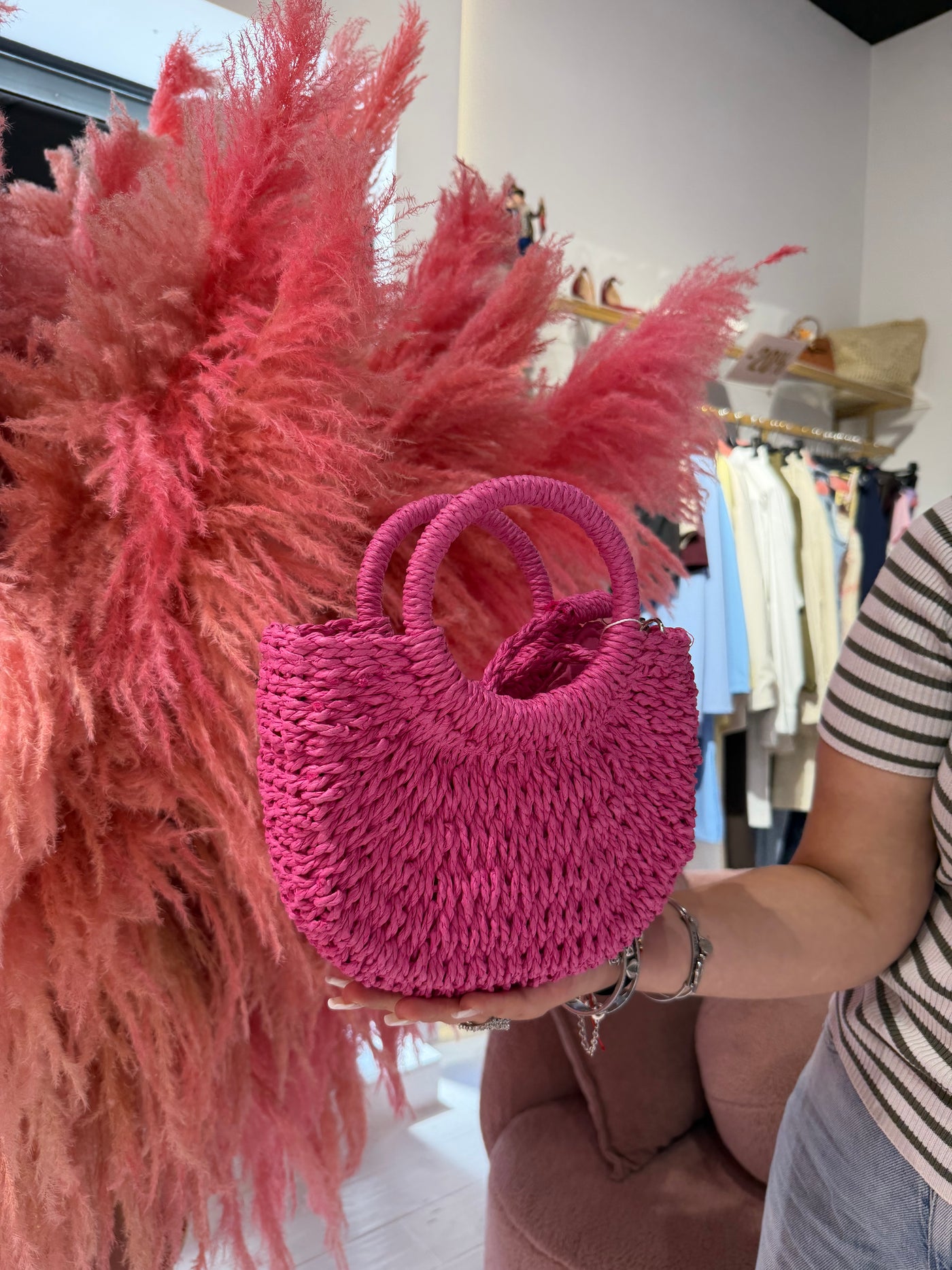 BORSETTA IN PAGLIA FUCSIA