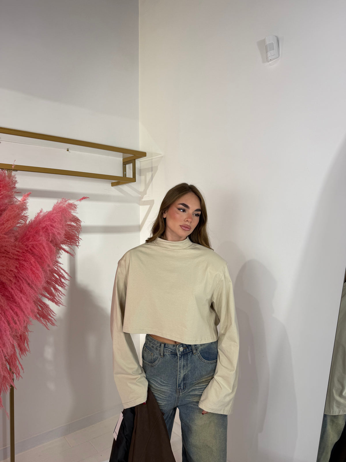 LONGSLEEVE CROP BEIGE