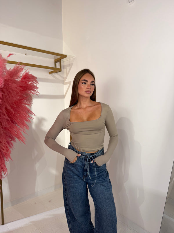TOP SIMONA FANGO