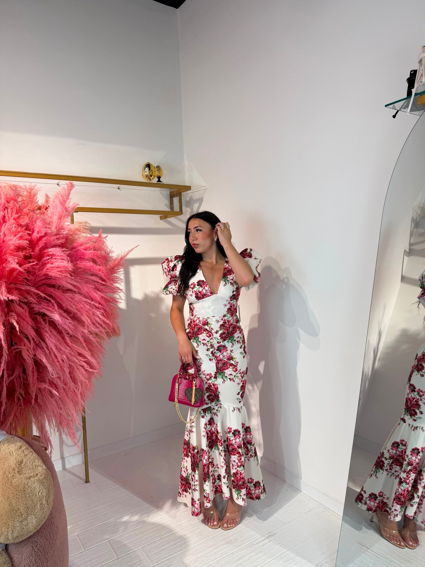 ABITO REINA FUCSIA