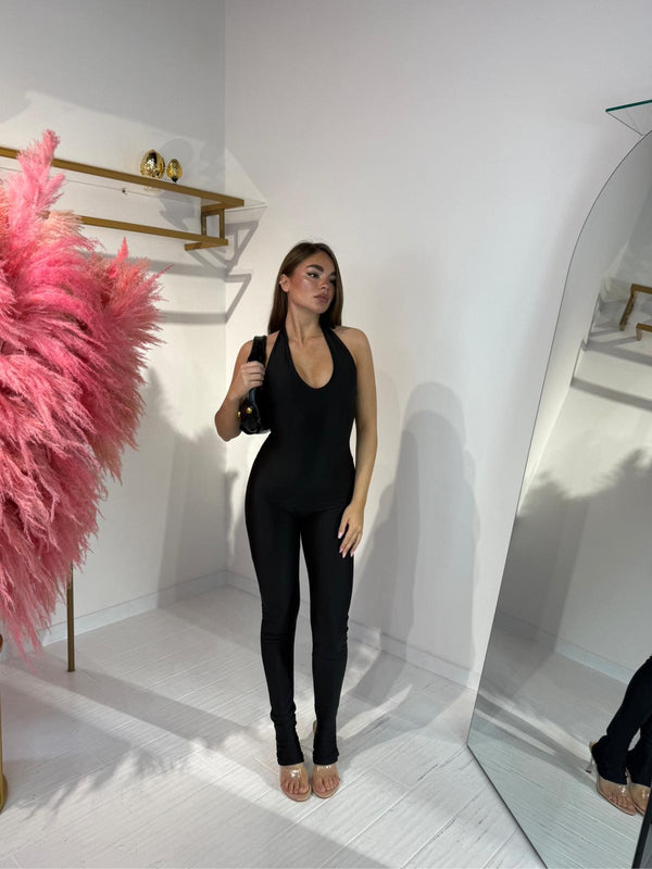 TUTINA PAMELA NERA